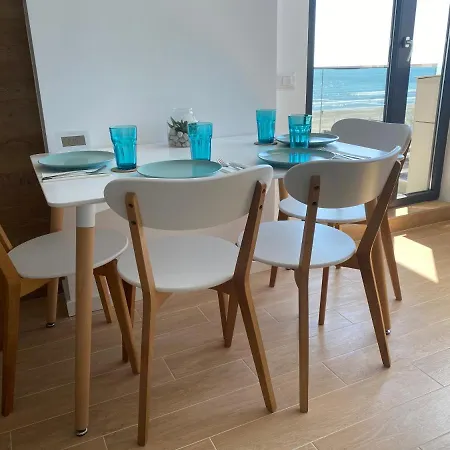 Richy By The Sea Apartamento *